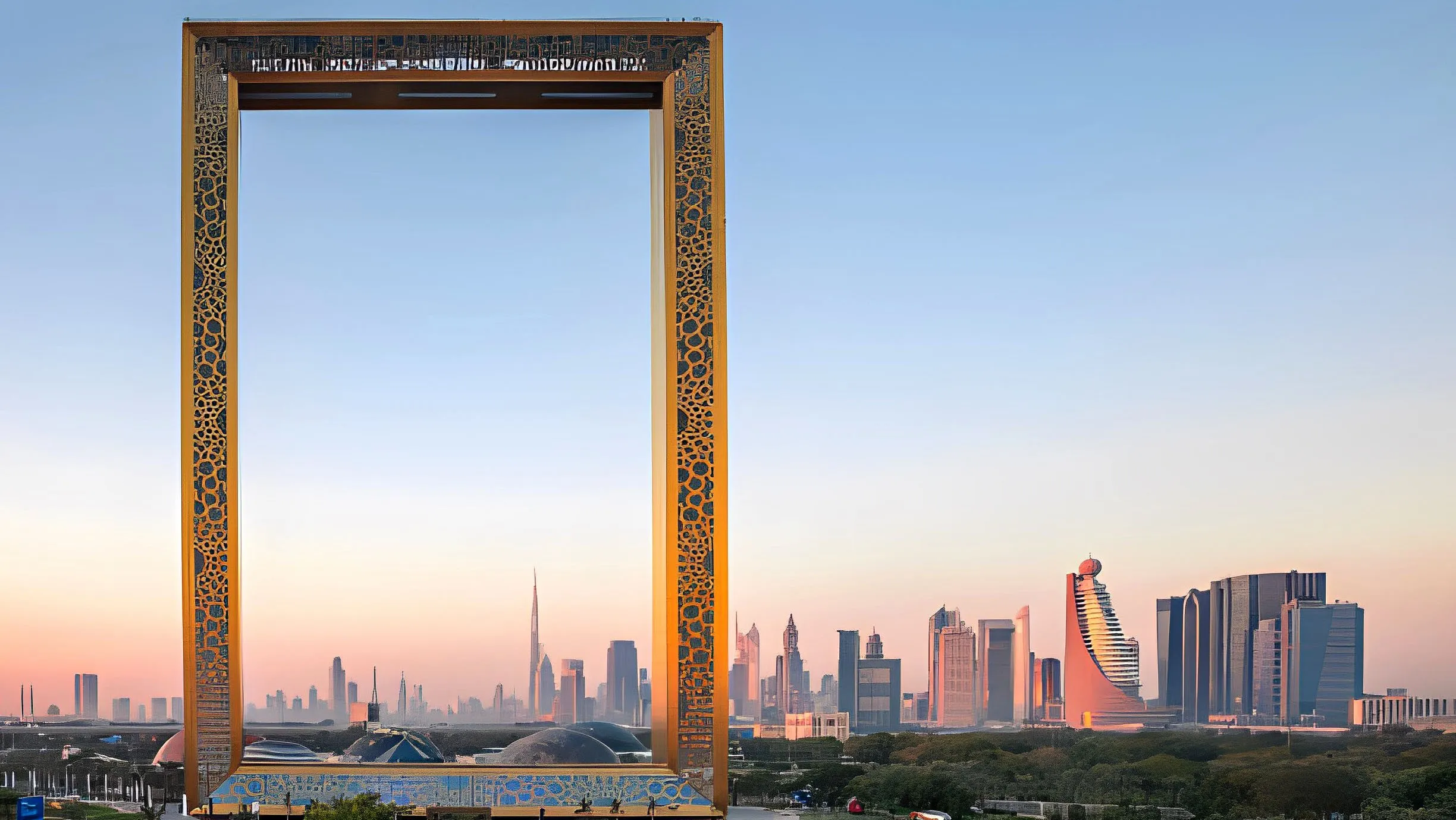 Explore Budget-Friendly Dubai and Dubai Aquarium