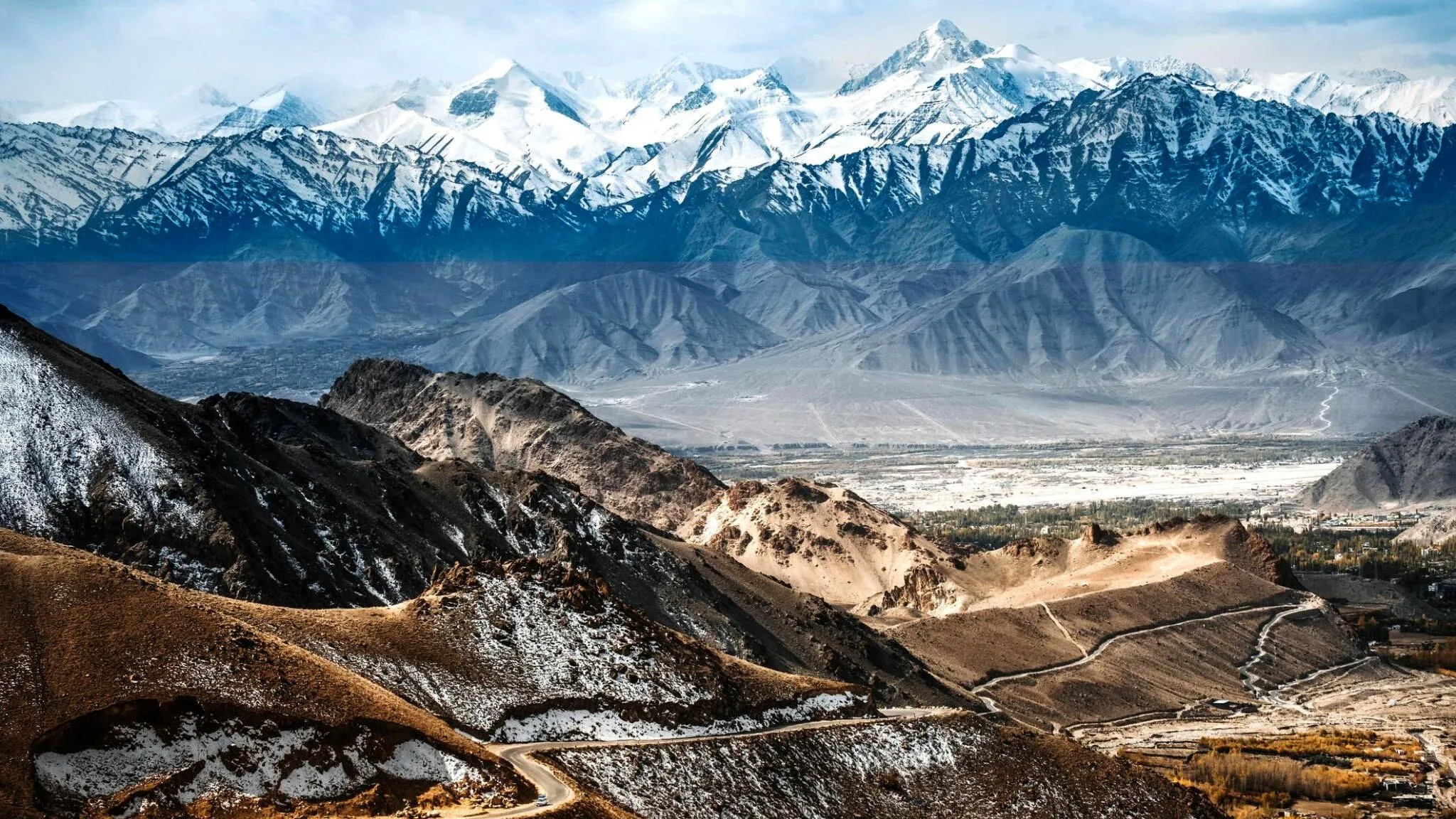 <span> Day 1 </span> Begin Your Adventure with a Warm Welcome to Leh, the Gateway to the Top of the World
